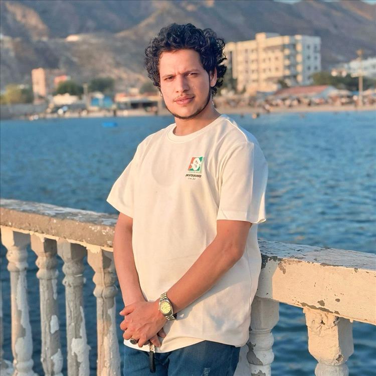 شكيب الشبيبي: الوضع الاقتصادي في صنعاء بلغ مرحلة صادمة ومقلقة