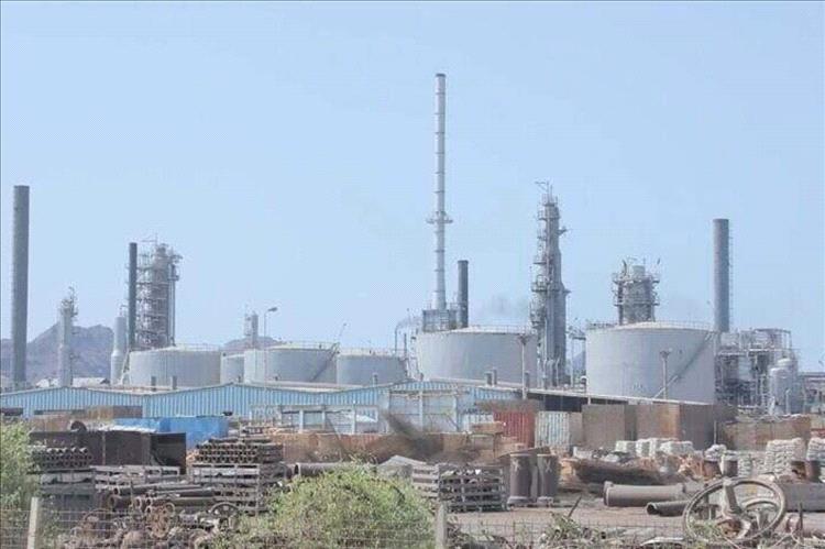 مصدر  في مصافي عدن يوضح حقيقة فيديو «تكرير الديزل» المتداول