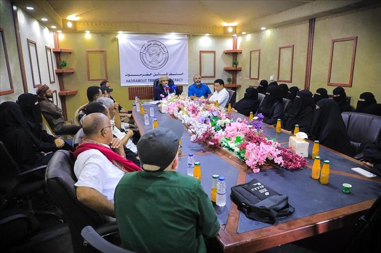 رئيس حلف قبائل حضرموت الكثيري يؤكد أهمية دور منظمات المجتمع المدني في دعم جهود التنمية بالمحافظة