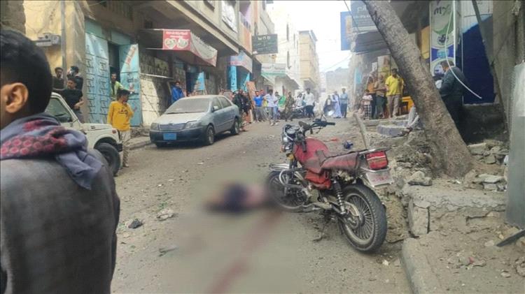 عاجل : قتلى وجرحى في انفجار عبوة ناسفة وسط تعز
