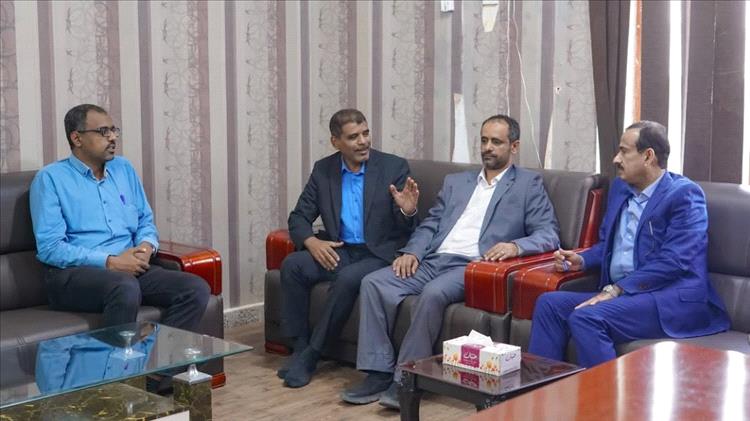 محافظ شبوة يعلن اعتماد التمويل الكامل لإنشاء مركز علاج الأورام بتمويل الأشقاء في دولة الإمارات 