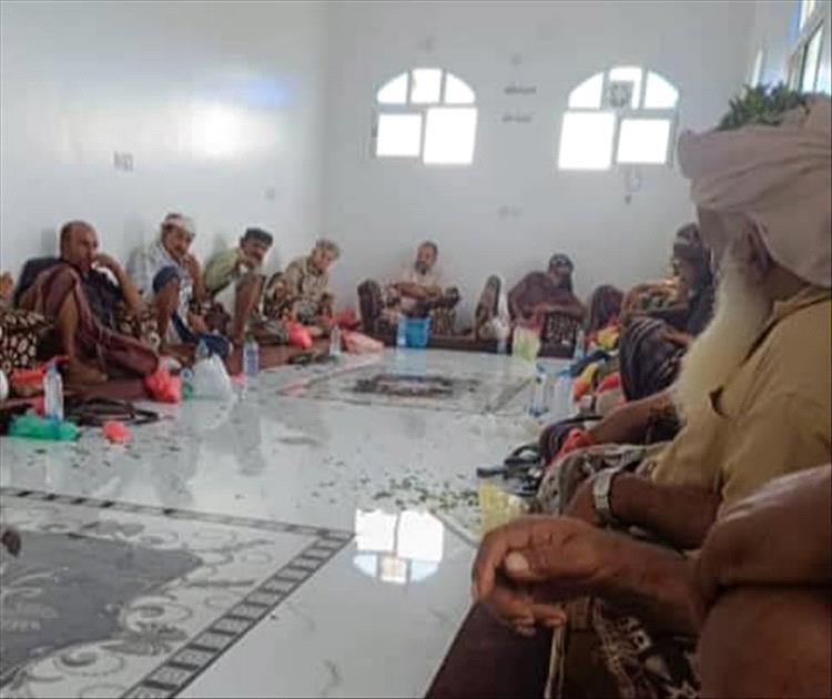 مشايخ وشخصيات اجتماعية من مديريتي لودر ومكيراس تعلن تأييدها لإعلان دولة الجنوب العربي 