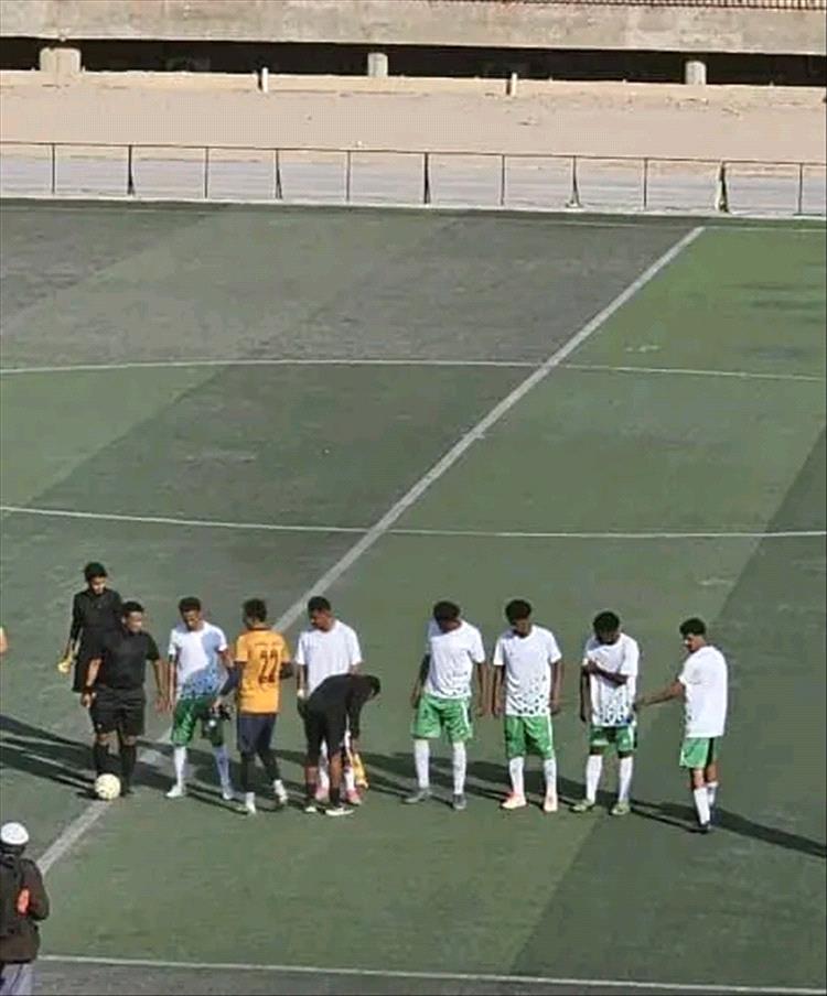 دوري الدرجة الثانية.. خنفر أبين يخوض مواجهة 22 مايو بقمصان بدون أرقام في ملعب سيئون