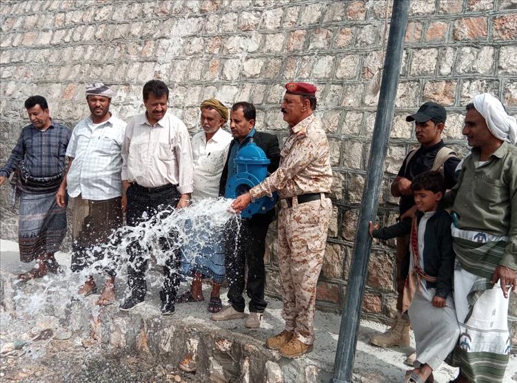 بدء الترتيبات الرسمية لمناقشة آلية وخطة تنفيذ شبكة الإمداد الرئيسية والفرعية لمشروع مياه بئر علي - الخبية