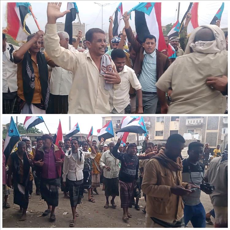 المعتصمون في مخيم الاعتصام بزنجبار: إعلان دولة الجنوب مطلب لا رجعة عنه