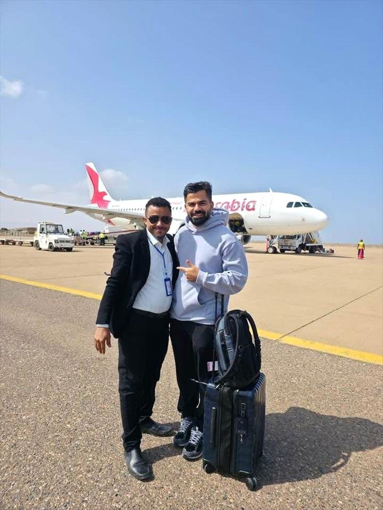 وصول اليوتيوبر العربي جو حطّاب إلى سقطرى #عدن_الغد 