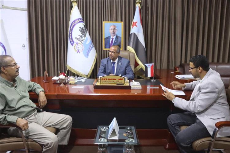 وزير الشؤون الإجتماعية والعمل يطّلع على نشاط مكتب الوزارة بوادي وصحراء حضرموت