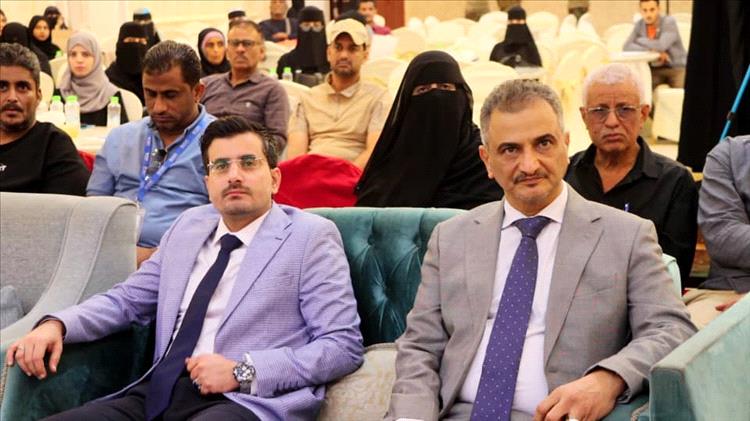 بحضور لملس وبن عفرار.. استعراض خطة قطاع المياه في العاصمة عدن