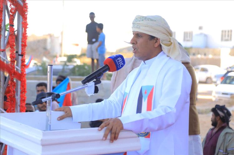 الشيخ باكريت: انضمام القبائل إلى الاعتصام الشعبي رسالة واضحة وتأييد لمطالب قيام دولة الجنوب العربي