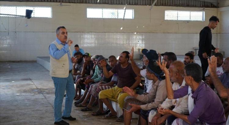 الهيئة الإقليمية (PERSGA) والهيئة العامة لحماية البيئة تنفذ برنامج توعية للصيادين في مديريات المعلا والتواهي وصيره محافظة عدن