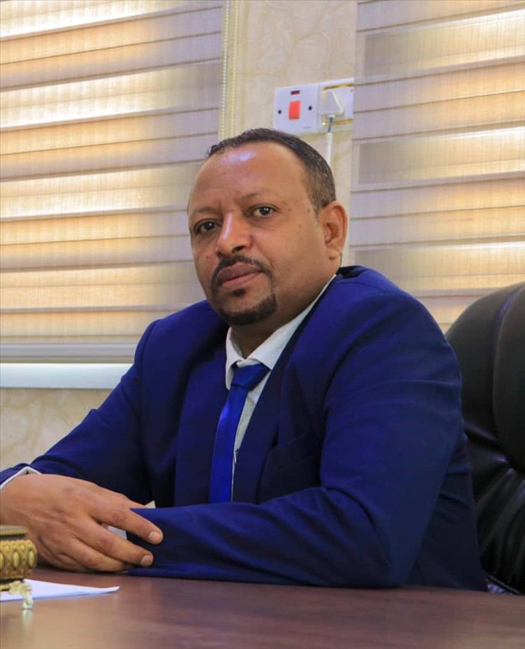 التميمي يكشف عن حاجة المهرة لأكثر من 7200 درجة وظيفية ويشيد بزيارة الوزير الوالي كـ "أول وزير يزور المحافظة من1979"