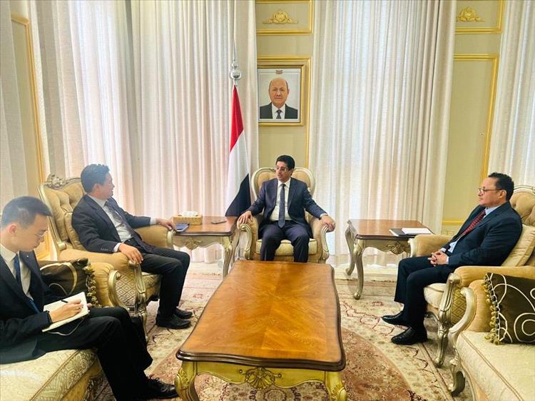 وكيل وزارة الخارجية يبحث مع القائم بأعمال السفارة الصينية تعزيز التعاون الثنائي