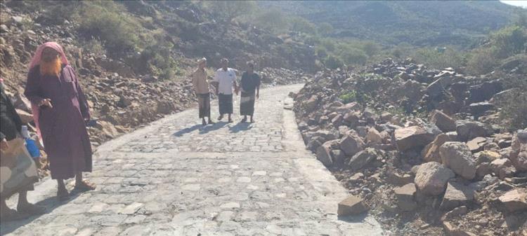 بتكليف من مدير عام المضاربة .. مدير التخطيط يتسلم مشروع رصف طريق الباحة الرابط بين هقرة والسدير