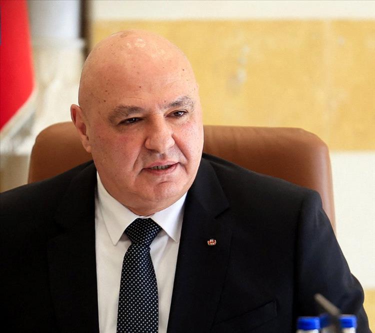 الرئيس اللبناني يشيد بدور السعودية في دعم السلام باليمن