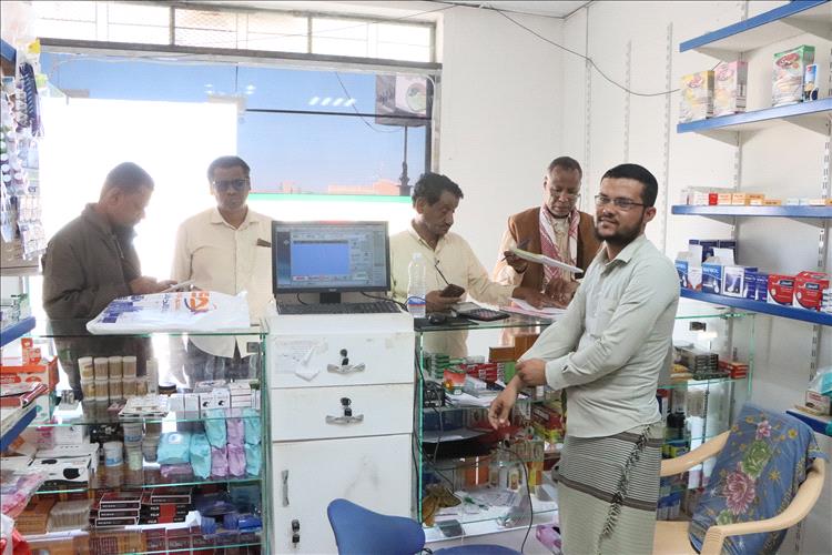 لجنة التفتيش على المنشآت الطبية والصيدلانية بمكتب وزارة الصحة بحضرموت الوادي تواصل نزولاتها على المديريات