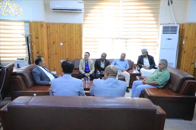 الوكيل العامري يبحث مع فادي باعوم تنسيق الجهود لتحقيق الاستقرار في الخدمات