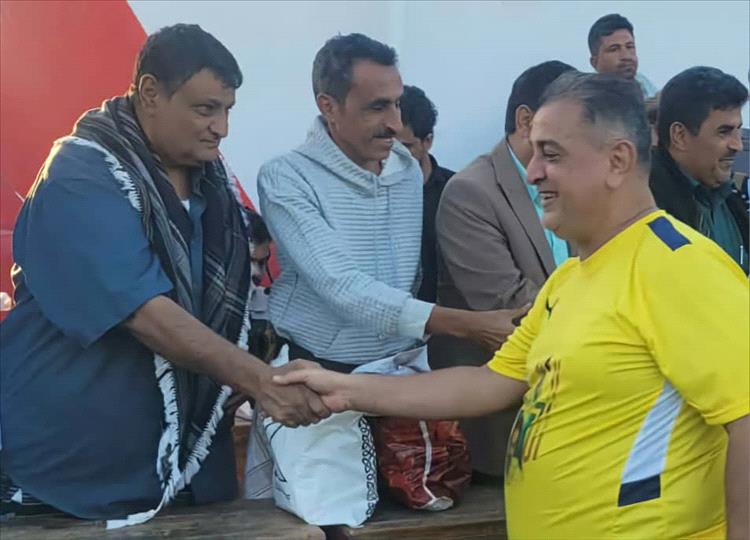 استجابة لمناشدة السيد الهدار حفيظ.. العميد ناصر عبدربه يدعم نادي العين بـــ  4 ملايين ريال