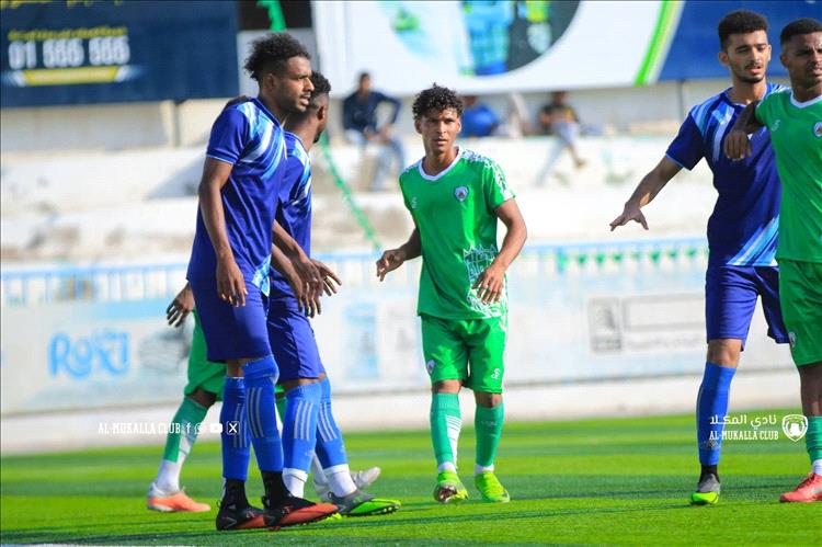 البرواني يقود المكلا لفوز صعب على شباب عبس ويُحافظ على صدارة تجمع الحديدة