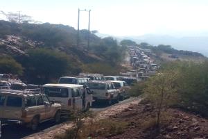 انطلاق موكب جماهيري من الضالع باتجاه عدن للمشاركة في اعتصام ساحة العروض