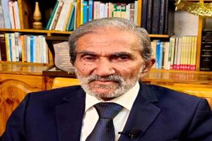 بعد اعتقال دام أكثر من أسبوعين.. الإفراج عن الدكتور حمود العودي ورفيقه في صنعاء