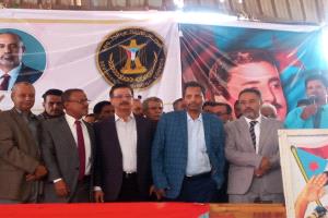 قيادة السلطة المحلية بالمحافظة وأعضاء المكتب التنفيذي ينضمون إلى اخوانهم إلى مخيم الاعتصام بزنجبار