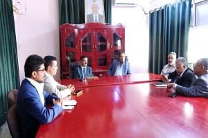 محافظ أبين يلتقي بفريق التوجيه والرقابة في الانتقالي لمناقشة الأوضاع العامة وتعزيز التعاون المشترك