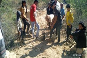 مبادرة مجتمعية لإصلاح طريق المقصاص جبل موفجة بيافع سرار