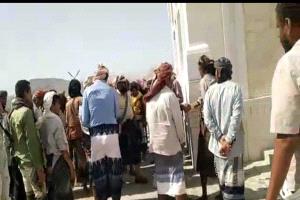 أحد مناضلي التحرير بشبوة يصل أرض الوطن قادمًا من الإمارات العربية المتحدة