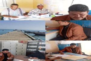 السلطة المحلية تتفقد الجسر البحري وتطلع على سير عمل لجنة حصر القوارب في شقرة