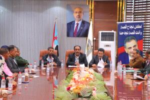 تنفيذي خور مكسر يعقد اجتماعه الدوري ويؤكد تأييده لخطوات اللواء الزُبيدي