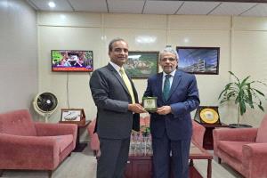 السفير العشبي يبحث مع مسؤول باكستاني استئناف أعمال اللجنة الوزارية الاقتصادية