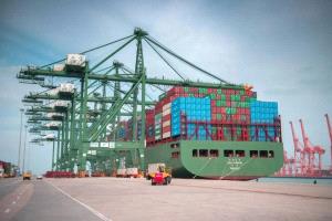 ارتفاع الصادرات غير النفطية السعودية 32.3 % في أكتوبر