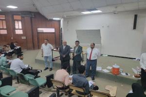 كليةُ الحقوق - جامعة عدن تُدَشِّنُ امتحانات الدور الأول  للفصل الأول  من العام الجامعي 2025- 2026م