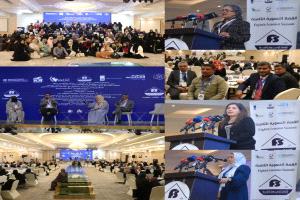 أكثر من 240 مشاركة في القمة النسوية الثامنة يطالبن بإشراك النساء في صنع القرار السياسي