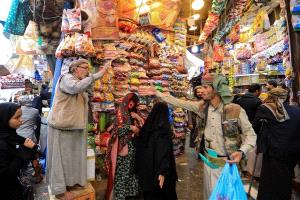 موجة غلاء غير مسبوقة في مناطق مليشيا الحو-ثي تخنق معيشة الناس