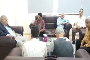 مدير عام مكتب صحة عدن يناقش مع نائب رئيس بعثة أطباء بلاحدود الفرنسية سبل تعزيز التعاون المشترك