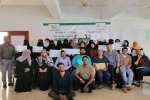 الجمعية اليمنية للصحة الإنجابية والشبكة الوطنية للمبادرات تختتمان دورة تدريب المدربين في التثقيف الصحي الشامل بعدن