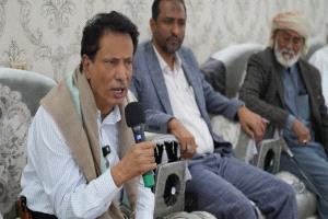 محافظ المهرة يعقد لقاءً تشاوريًا مع الشيوخ والأعيان لتعزيز التهدئة والحفاظ على الاستقرار