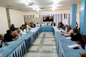 اجتماع بتعز يشدد على رقابة ضبط الاسعار وحماية المستهلك من الغش التجاري