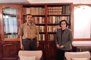 حصريًا... مركز عدن للدراسات التاريخية يبدأ عملية توثيق ورقمنة إلكترونية لمكتبة المؤرخ سلطان ناجي