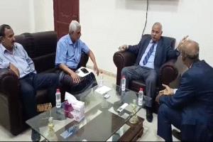 مدير صحة عدن يشيد بجهود مركز الأطراف الصناعية والعلاج الطبيعي في تخفيف معاناة ذوي الإعاقة حركياً