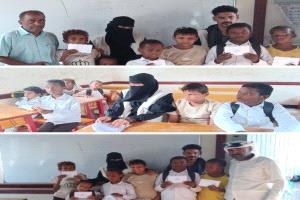 مؤسسة ثمار الخير توزع مبالغ مالية بمناسبة اليوم العالمي لذوي الإعاقة في منطقة الكود