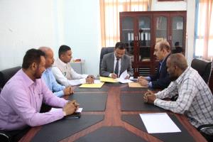 الأمين العام لمحلي حضرموت يرعى توقيع اتفاقيتين في قطاع التربية والتعليم بساحل حضرموت