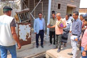 الزهري يتفقد سير العمل في مشروع إعادة تأهيل محطات الصرف الصحي بخورمكسر