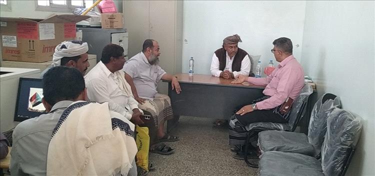 مدير عام المحفد يشدد على مضاعفة الجهود لتحسين الخدمات الصحية للمواطنين