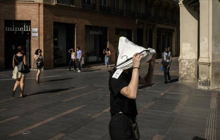 حر قاتل وحالات وفاة بسبب الحر في فرنسا وأوروبا تستعد لموجة طقس باردة