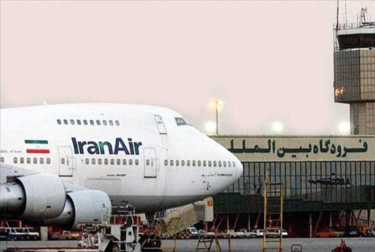 إيران تغلق مجالها الجوي غربًا ووسطًا لأسباب أمنية.. وتعليق الرحلات مستمر حتى ظهر الخميس