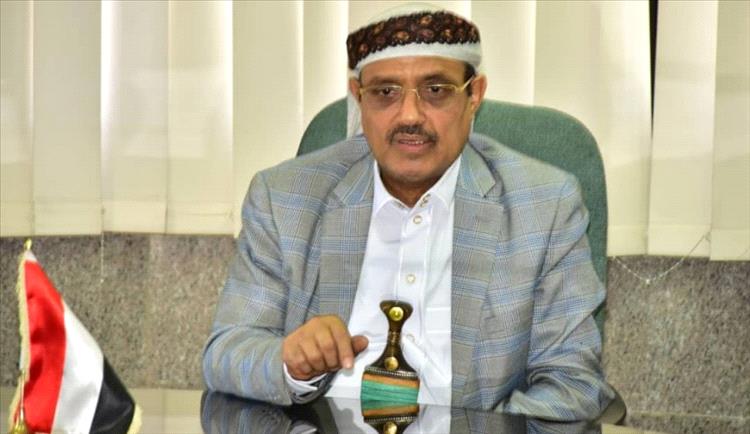 السامعي يطالب بالقبض على قتلة الشيخ صالح حنتوش وإحالتهم إلى القضاء العاجل