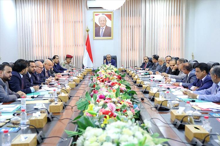 مجلس الوزراء يقر في اجتماع استثنائي حزمة من الإجراءات لمعالجة أزمة الكهرباء