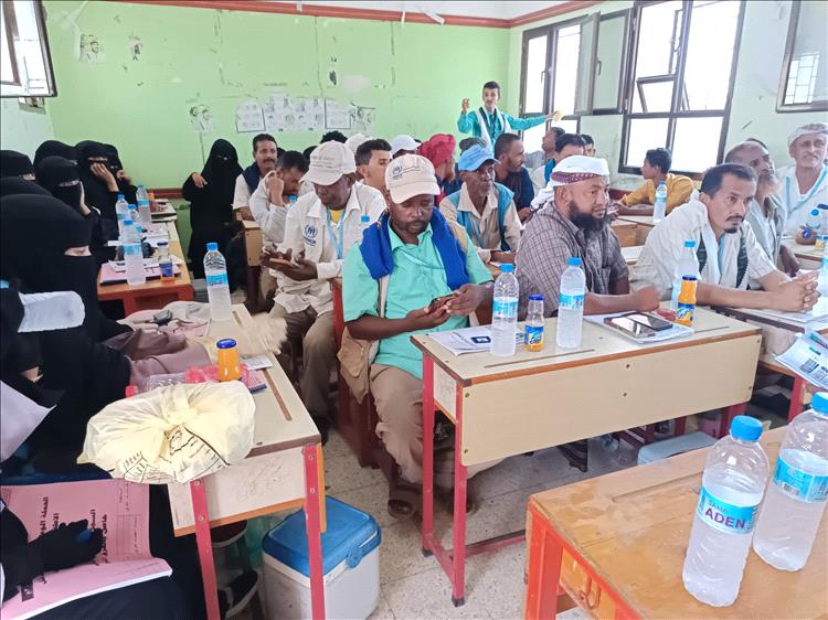 أمين عام محلي المضاربة يدشن الدورة التدريبية للعاملين والمشرفين في حملة التحصين ضد شلل الأطفال.